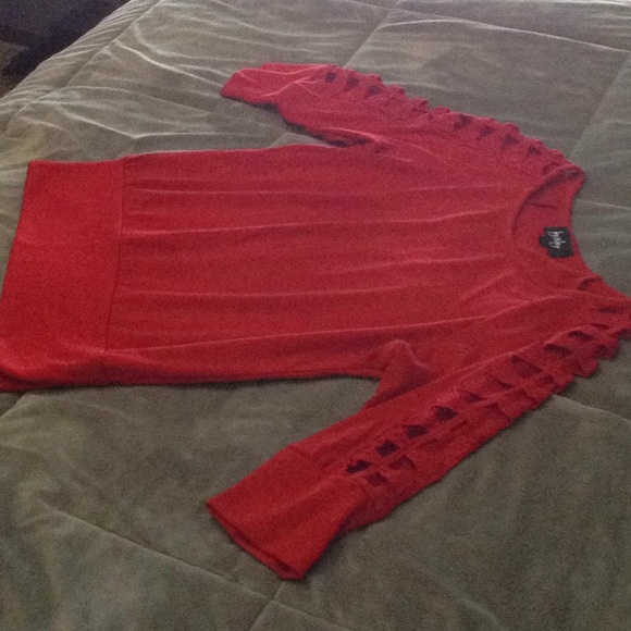 By & By Red 3/4 Sleeve Shirt - Picture 2 of 5